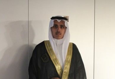 احتفال الشاب سعد بن مسفر بن هادي العلياني بتخرجه من كلية الامير سلطان 