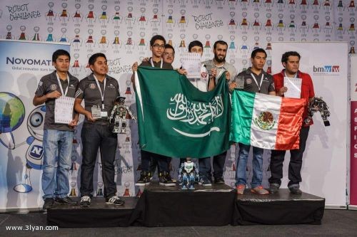 العلياني يقود فريق ثانوية الأندلس للفوز بمسابقة RobotChallenge العالمية