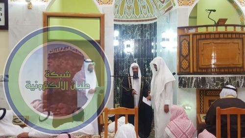 تسليم شهادات حفظ ومبالغ ماليه لطلاب حلقة سعد بن عبادة بآل قادم